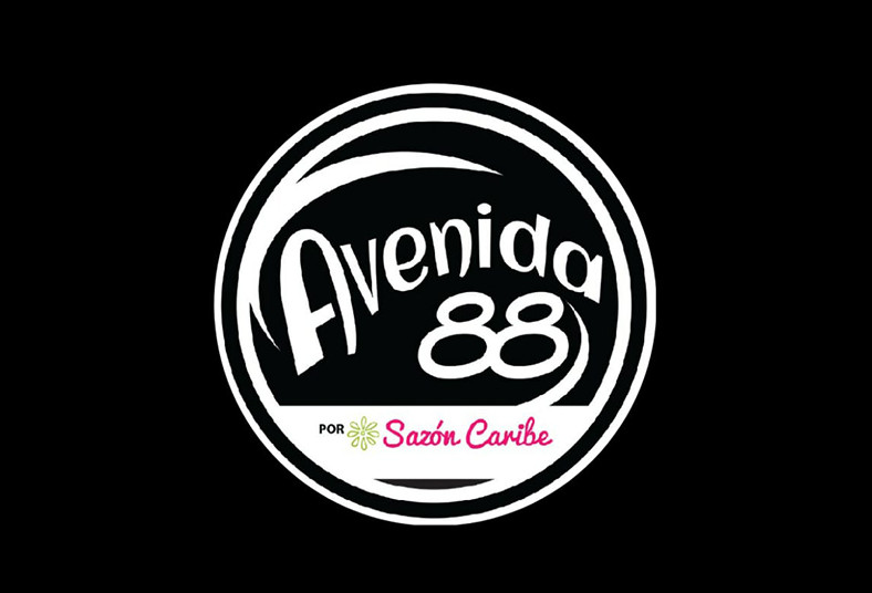 Avenida, 88, rice, and, beans, pollo, caribeño, ensalada, 